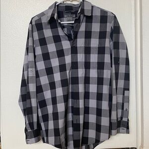 Plaid Button Down Shirt in Mens Size Small | Black Spring & Mercer Chest Pocket